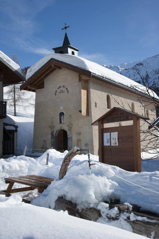 Le Refuge De Montgesin Villa La Plagne Ruang foto
